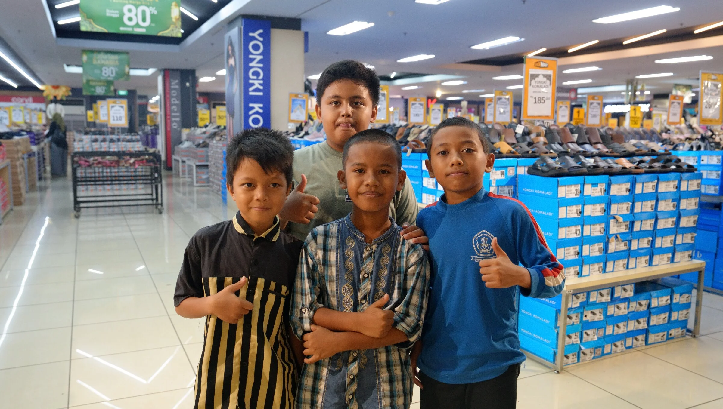 Foto 20 dari album Belanja Lebaran Bareng Yatim Piatu 2025
